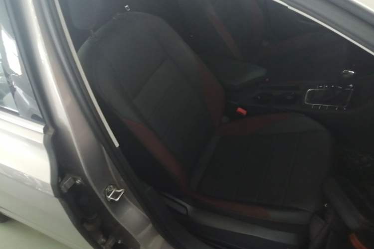 Used Volkswagen Bora 2020 1.5L Automatic Elite Version Right Front Seat