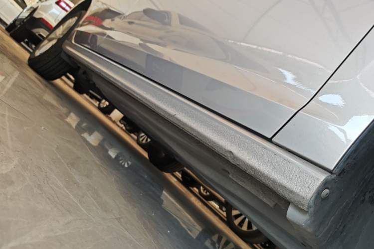 Used Volkswagen Bora 2020 1.5L Automatic Elite Version Right Side Sill