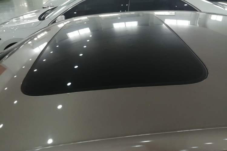 Used Volkswagen Bora 2020 1.5L Automatic Elite Version Roof