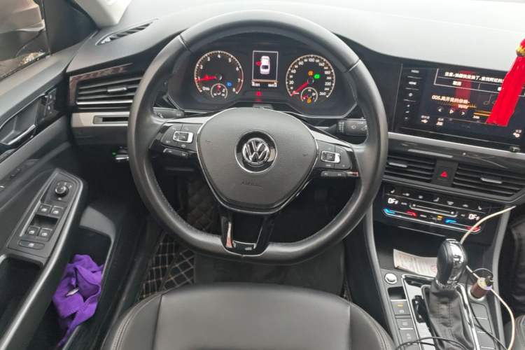 Used Volkswagen Bora 2020 280TSI DSG Luxury Edition Steering Wheel