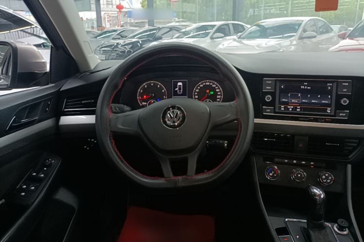 Used Volkswagen Bora 2020 1.5L Automatic Fashion Edition Steering Wheel