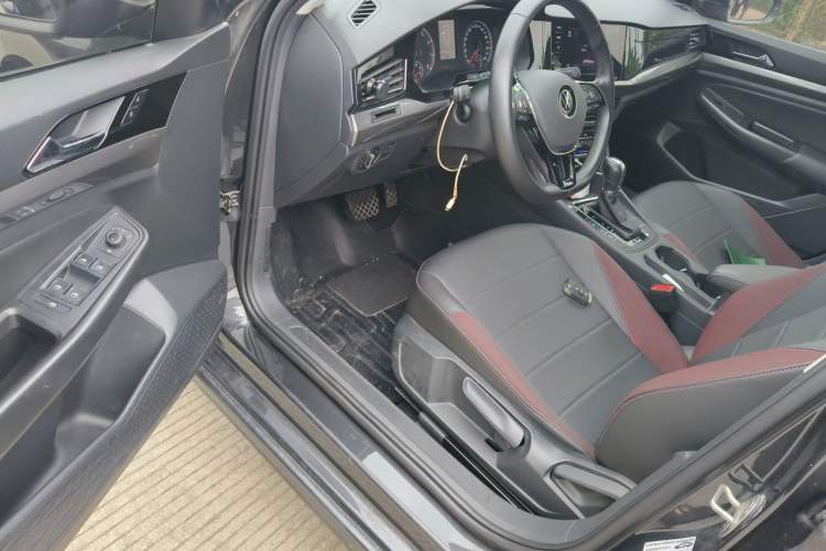Used Volkswagen Bora 2021 1.5L Automatic Elite Smart Connect Edition Driver Seat