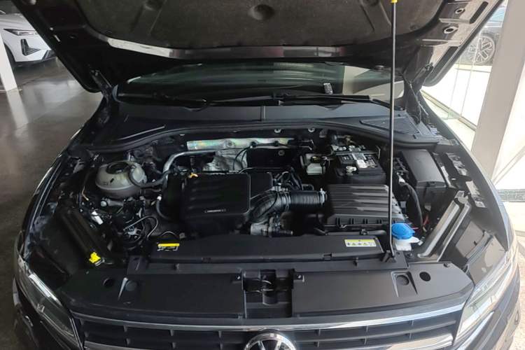 Used Volkswagen Bora 2021 1.5L Automatic Fashionable Smart Connectivity Version Engine Bay