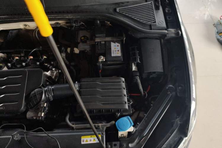 Used Volkswagen Bora 2021 1.5L Automatic Comfort Smart Connect Edition Engine Bay Left