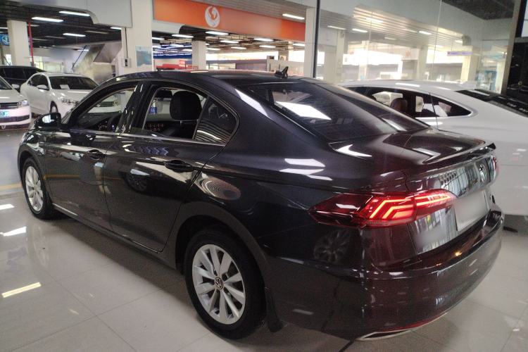 Used Volkswagen Bora 2021 1.5L Automatic Comfort Smart Connect Edition Exterior 2