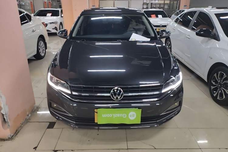 Used Volkswagen Bora 2021 1.5L Automatic Fashionable Smart Connectivity Version Front