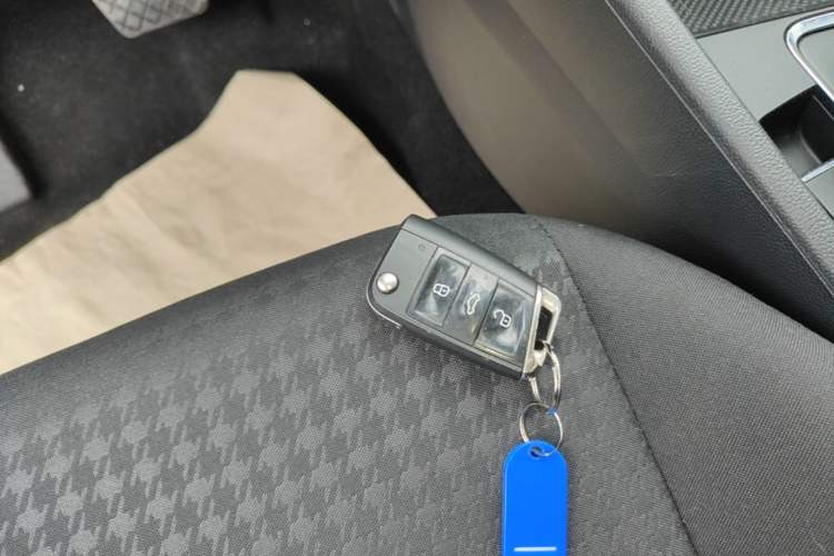 Used Volkswagen Bora 2021 1.5L Automatic Fashionable Smart Connectivity Version Interior 1