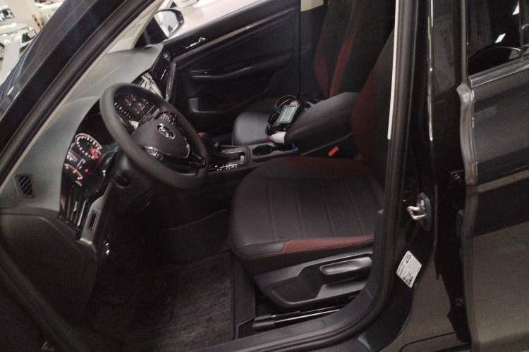 Used Volkswagen Bora 2021 1.5L Automatic Comfort Smart Connect Edition Left Front Seat
