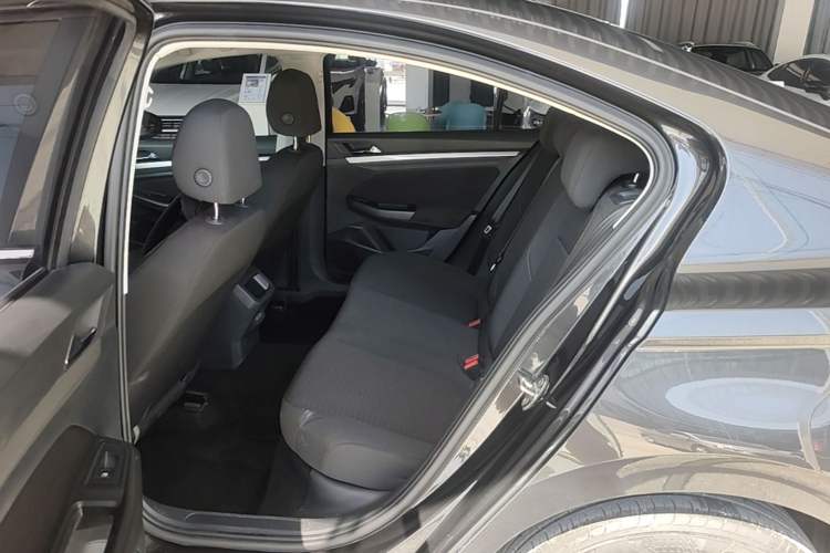 Used Volkswagen Bora 2021 1.5L Automatic Fashionable Smart Connectivity Version Left Rear Seat