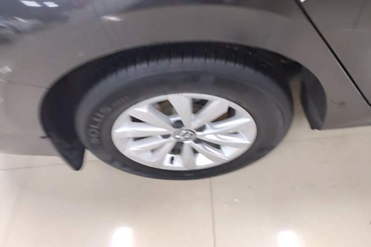 Used Volkswagen Bora 2021 1.5L Automatic Fashionable Smart Connectivity Version Right Rear Wheel Hub