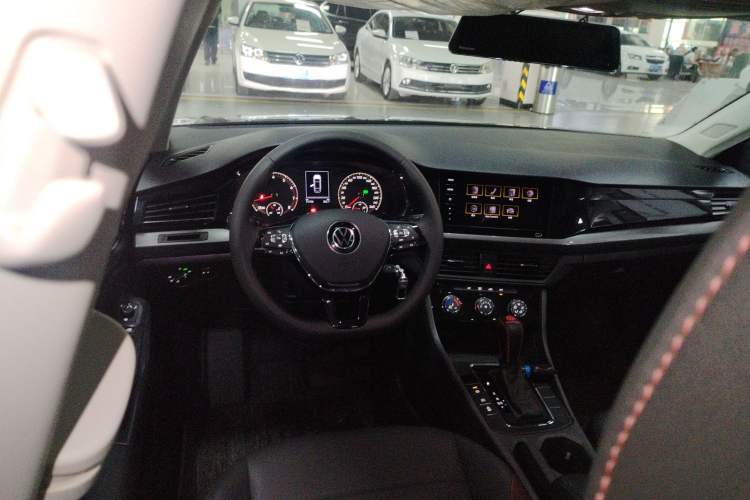 Used Volkswagen Bora 2021 1.5L Automatic Comfort Smart Connect Edition Steering Wheel