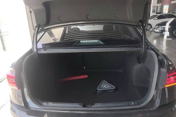 Used Volkswagen Bora 2021 1.5L Automatic Fashionable Smart Connectivity Version Trunk