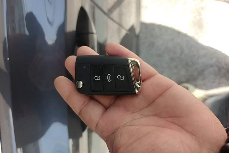 Used Volkswagen Bora 2021 1.5L Automatic Fashionable Smart Connectivity Version Vehicle Key