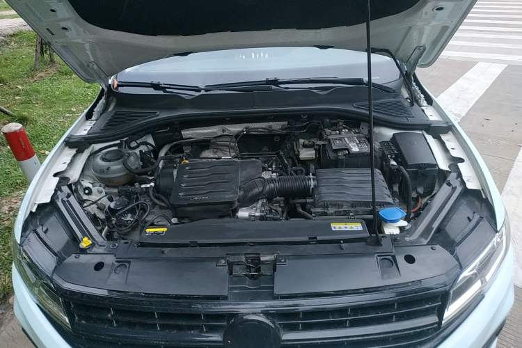Used Volkswagen Bora 2021 1.5L Automatic Elite Smart Connect Edition Engine Bay