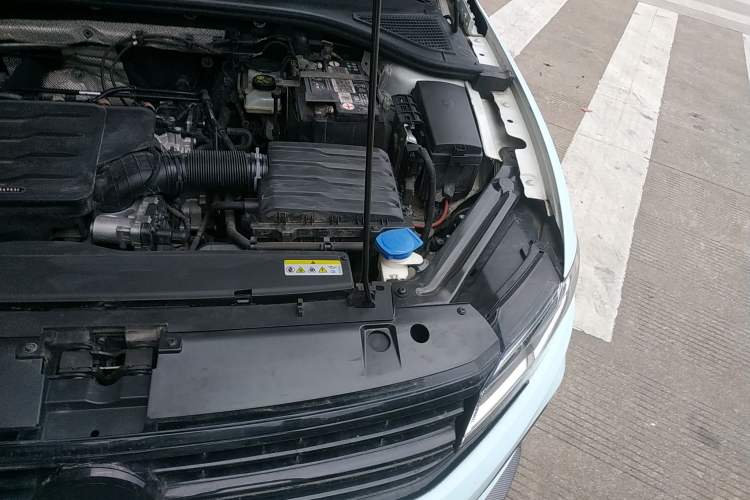 Used Volkswagen Bora 2021 1.5L Automatic Elite Smart Connect Edition Engine Bay Left