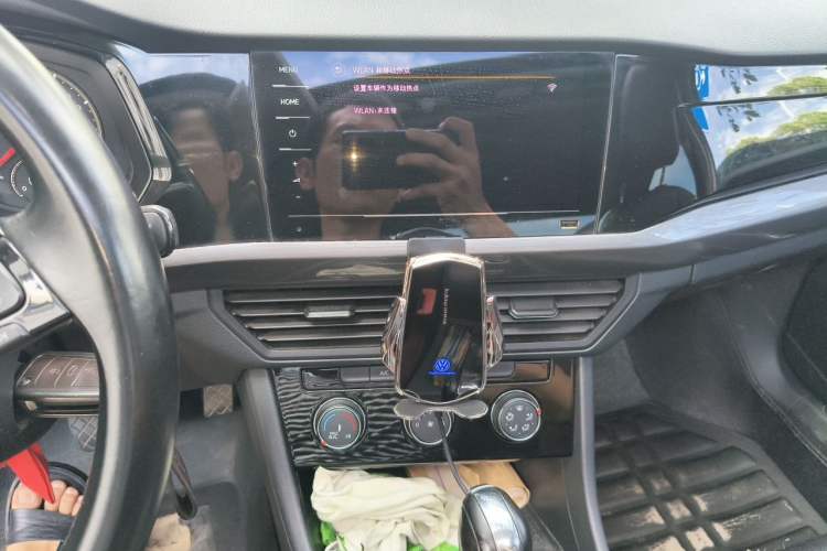 Used Volkswagen Bora 2021 1.5L Automatic Comfort Smart Connect Edition Audio And AC Panel