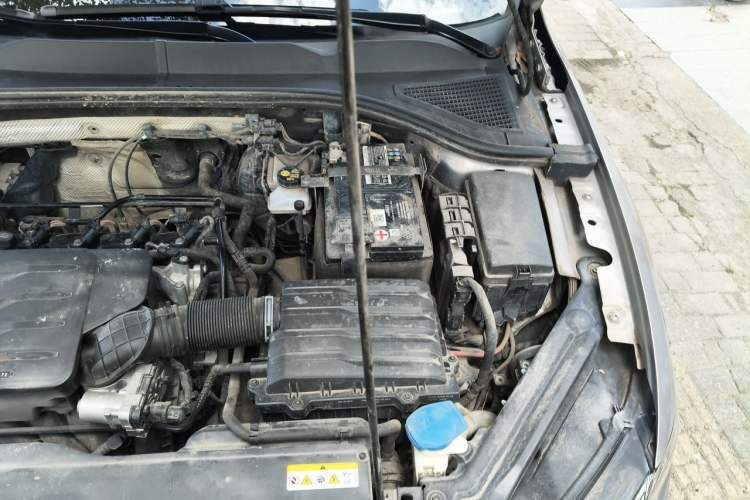Used Volkswagen Bora 2021 1.5L Automatic Comfort Smart Connect Edition Engine Bay Left