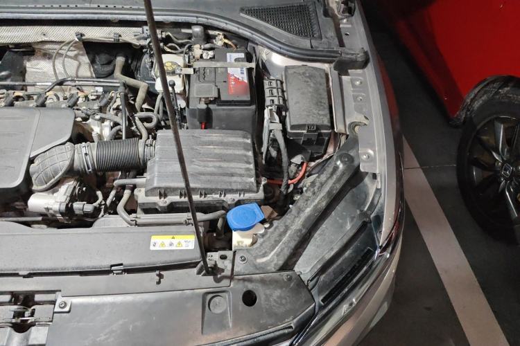Used Volkswagen Bora 2021 1.5L Automatic Elite Smart Connect Edition Engine Bay Left