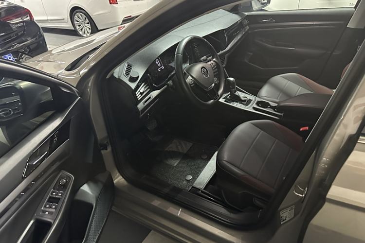 Used Volkswagen Bora 2021 1.5L Automatic Comfort Smart Connect Edition Interior 6