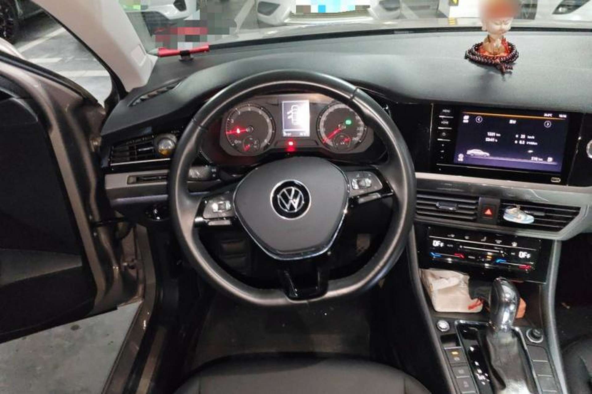 Used Volkswagen Bora 2021 1.5L Automatic Elite Smart Connect Edition Steering Wheel