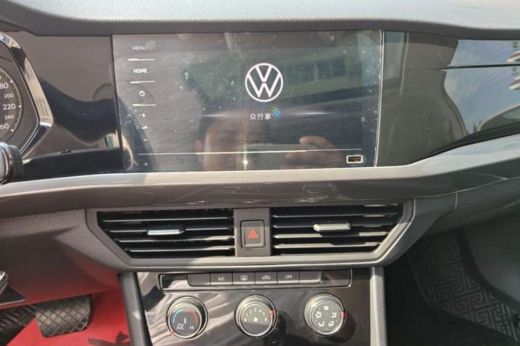 Used Volkswagen Bora 2021 1.5L Automatic Comfort Smart Connect Edition Audio And AC Panel