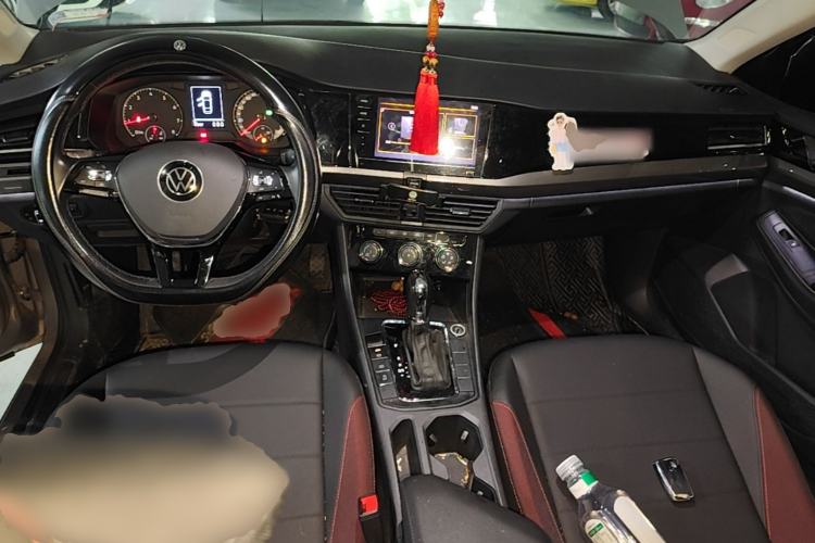Used Volkswagen Bora 2021 1.5L Automatic Comfort Smart Connect Edition Center Console