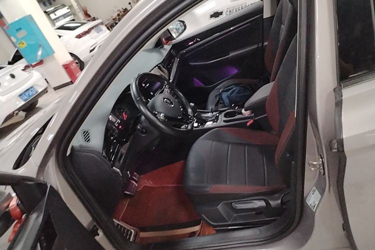 Used Volkswagen Bora 2021 1.5L Automatic Elite Smart Connect Edition Driver Seat