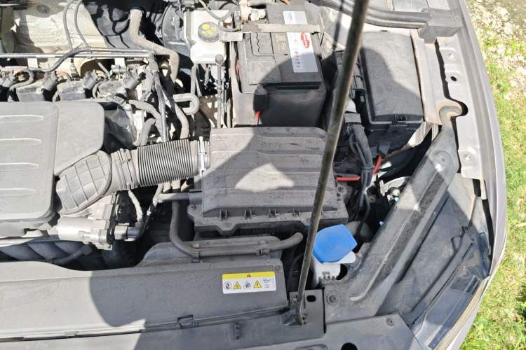Used Volkswagen Bora 2021 1.5L Automatic Elite Smart Connect Edition Engine Bay Left