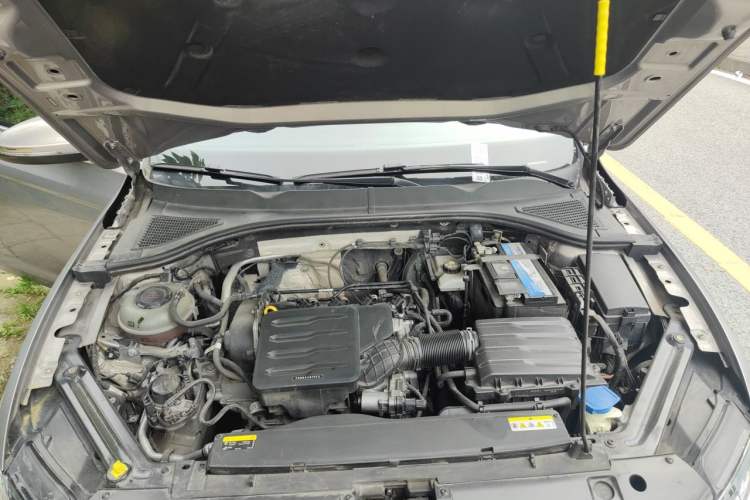 Used Volkswagen Bora 2021 1.5L Automatic Elite Smart Connect Edition Engine Bay