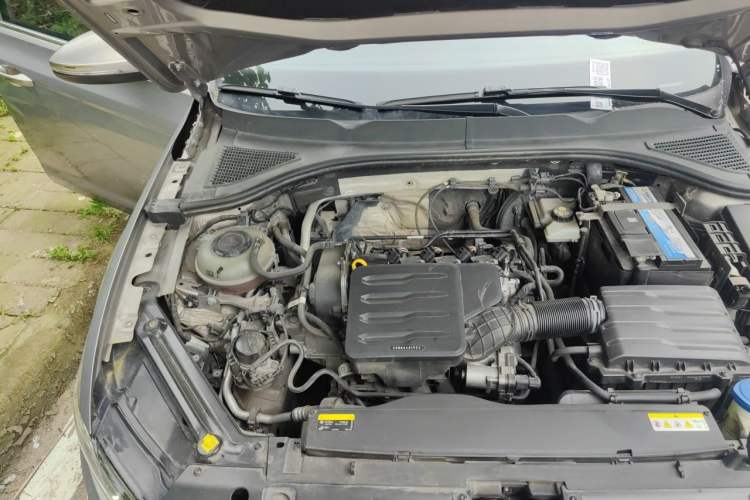 Used Volkswagen Bora 2021 1.5L Automatic Elite Smart Connect Edition Engine Bay Right