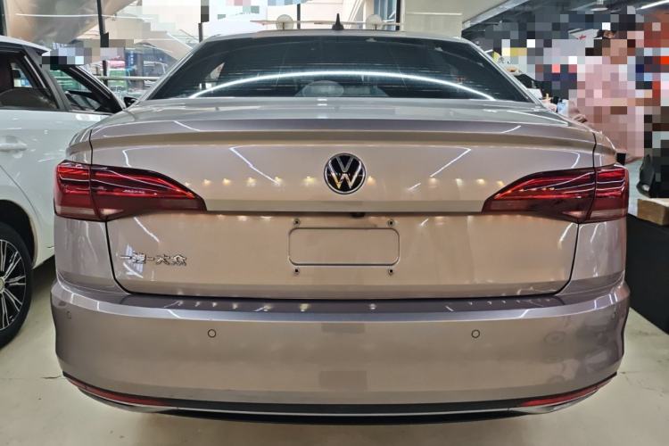 Used Volkswagen Bora 2021 1.5L Automatic Comfort Smart Connect Edition Exterior 4