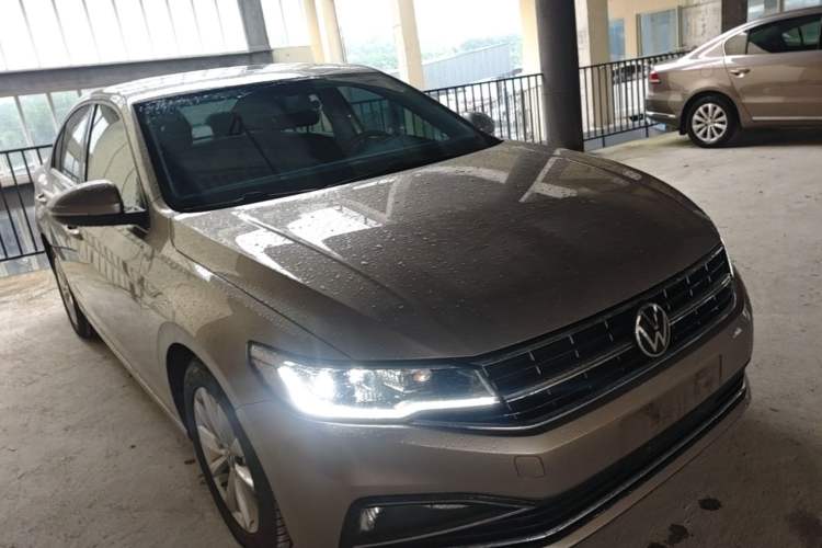 Used Volkswagen Bora 2021 280TSI DSG Elite Smart Connectivity Version Front Right 45 Deg