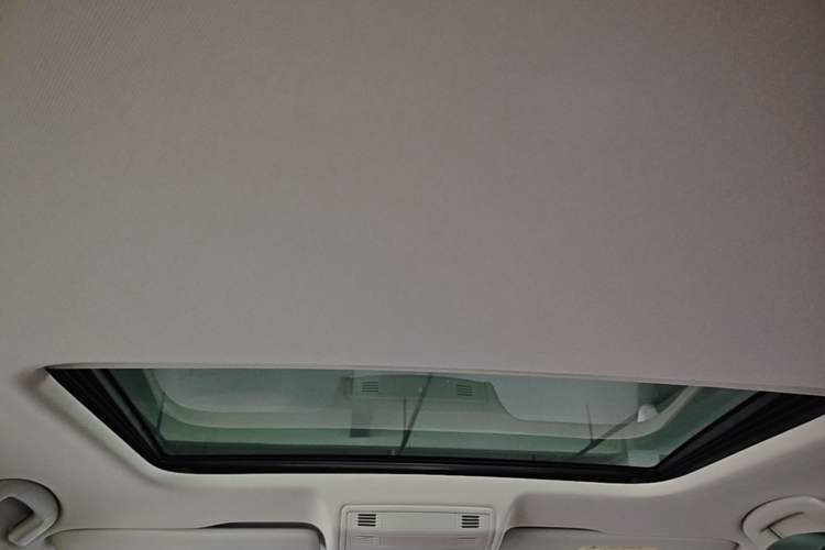 Used Volkswagen Bora 2021 1.5L Automatic Elite Smart Connect Edition Headliner