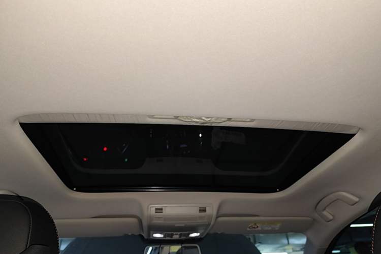 Used Volkswagen Bora 2021 1.5L Automatic Comfort Smart Connect Edition Headliner