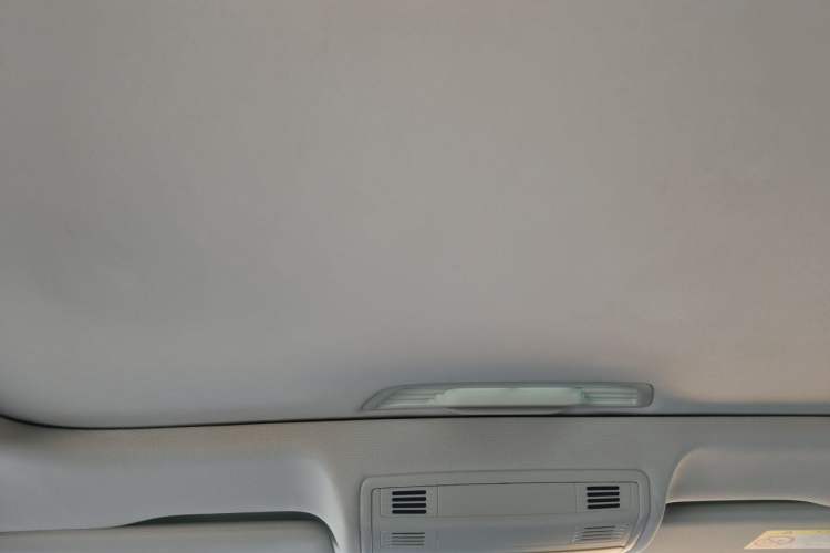 Used Volkswagen Bora 2021 1.5L Automatic Elite Smart Connect Edition Headliner