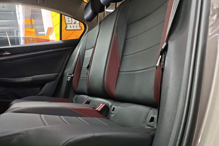 Used Volkswagen Bora 2021 1.5L Automatic Comfort Smart Connect Edition Interior 2