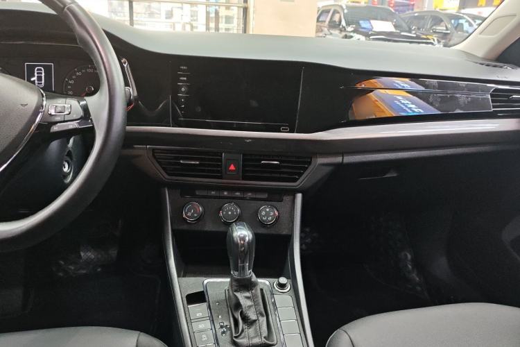 Used Volkswagen Bora 2021 1.5L Automatic Comfort Smart Connect Edition Interior 5