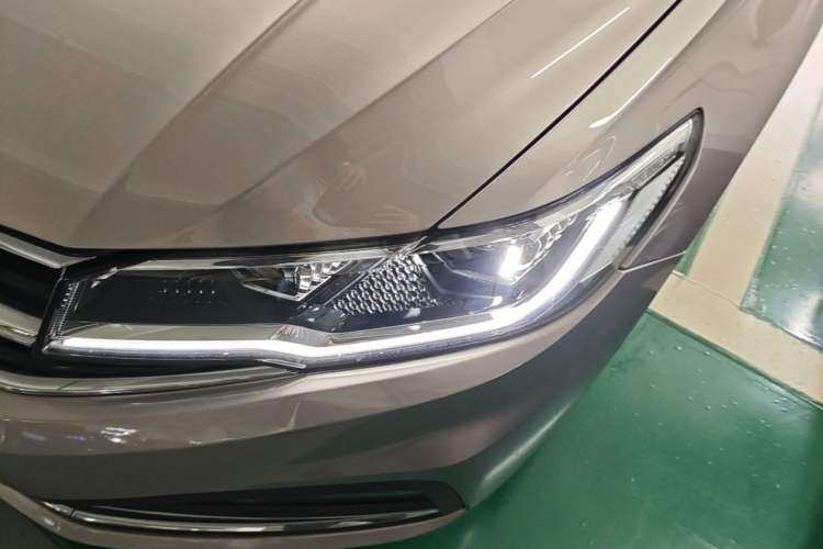 Used Volkswagen Bora 2021 1.5L Automatic Elite Smart Connect Edition Left Front Headlight