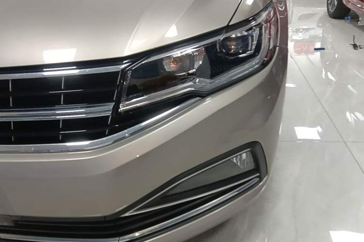 Used Volkswagen Bora 2021 1.5L Automatic Comfort Smart Connect Edition Left Front Headlight