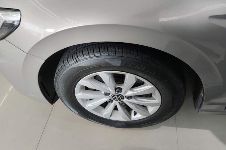 Used Volkswagen Bora 2021 1.5L Automatic Fashionable Smart Connectivity Version Left Front Wheel Hub