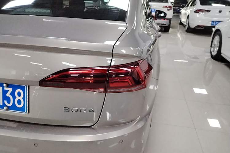 Used Volkswagen Bora 2021 1.5L Automatic Elite Smart Connect Edition Right Rear Taillight