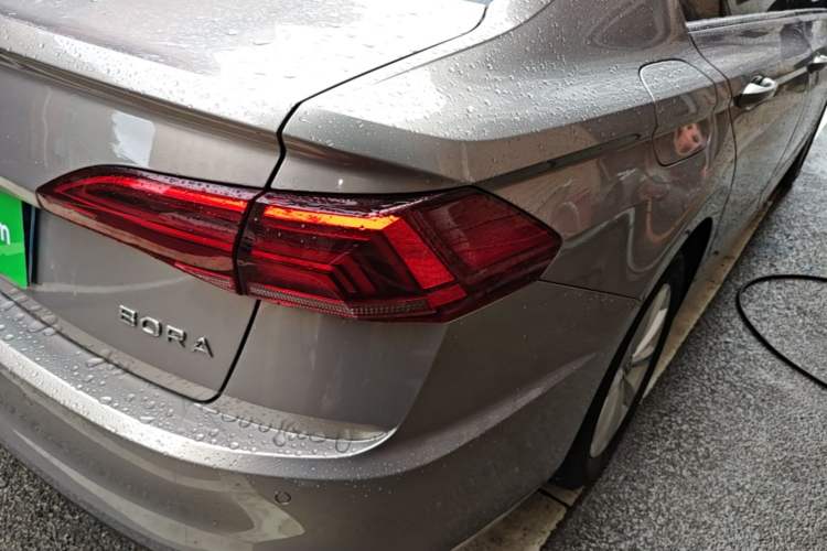 Used Volkswagen Bora 2021 1.5L Automatic Elite Smart Connect Edition Right Rear Taillight