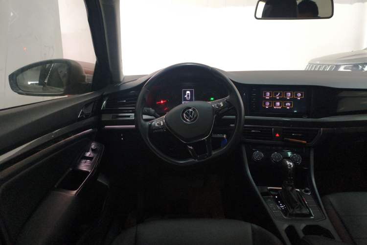 Used Volkswagen Bora 2021 1.5L Automatic Comfort Smart Connect Edition Steering Wheel