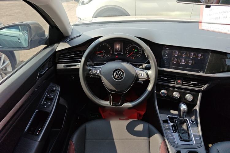 Used Volkswagen Bora 2021 1.5L Automatic Comfort Smart Connect Edition Steering Wheel
