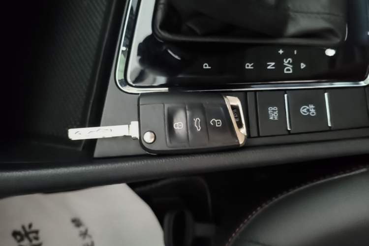 Used Volkswagen Bora 2021 1.5L Automatic Comfort Smart Connect Edition Vehicle Key