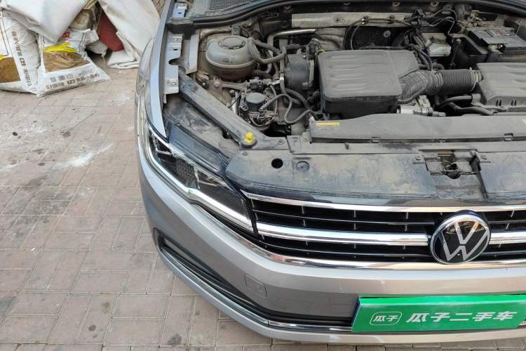 Used Volkswagen Bora 2021 1.5L Automatic Comfort Smart Connect Edition Right Front Headlight