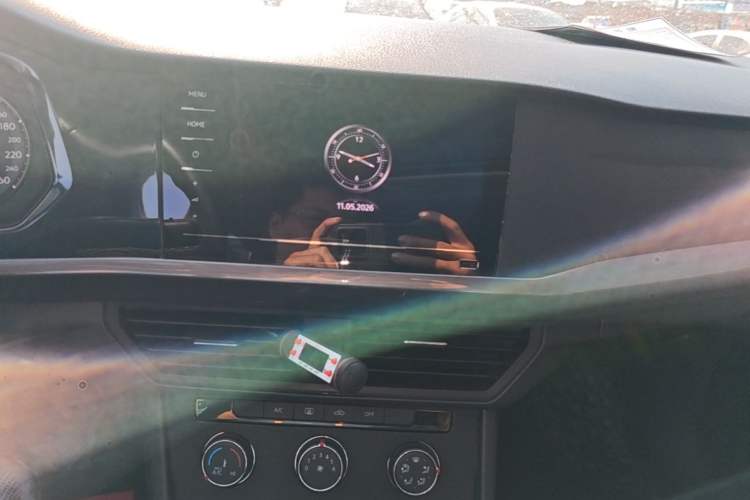 Used Volkswagen Bora 2021 1.5L Automatic Comfort Smart Connect Edition Audio And AC Panel