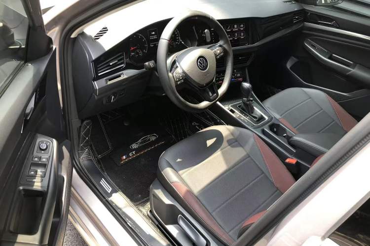 Used Volkswagen Bora 2021 1.5L Automatic Elite Smart Connect Edition Driver Seat