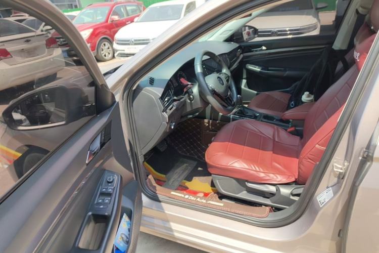 Used Volkswagen Bora 2021 1.5L Automatic Elite Smart Connect Edition Driver Seat