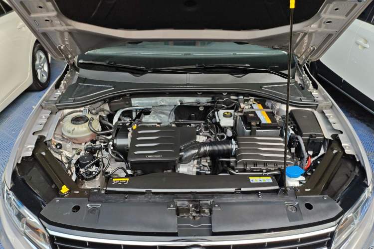 Used Volkswagen Bora 2021 1.5L Automatic Elite Smart Connect Edition Engine Bay